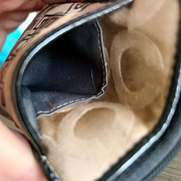 Coach Poppy-Chan Pepper Cell Wristlet (Japan Exclusive) 2009 - Picture 7 of 10